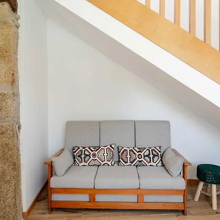 Stone Walls & Sunlit Terrace Retreat By Hostwise Apartmán *