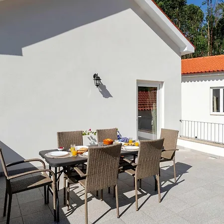 Apartament Stone Walls & Sunlit Terrace Retreat By Hostwise Pedroso